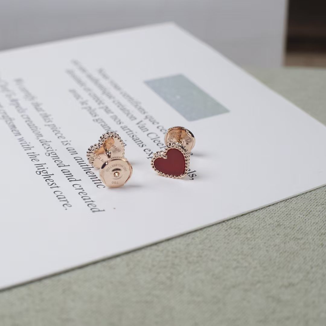 Van Cleef & Arpels Love Earrings view 6