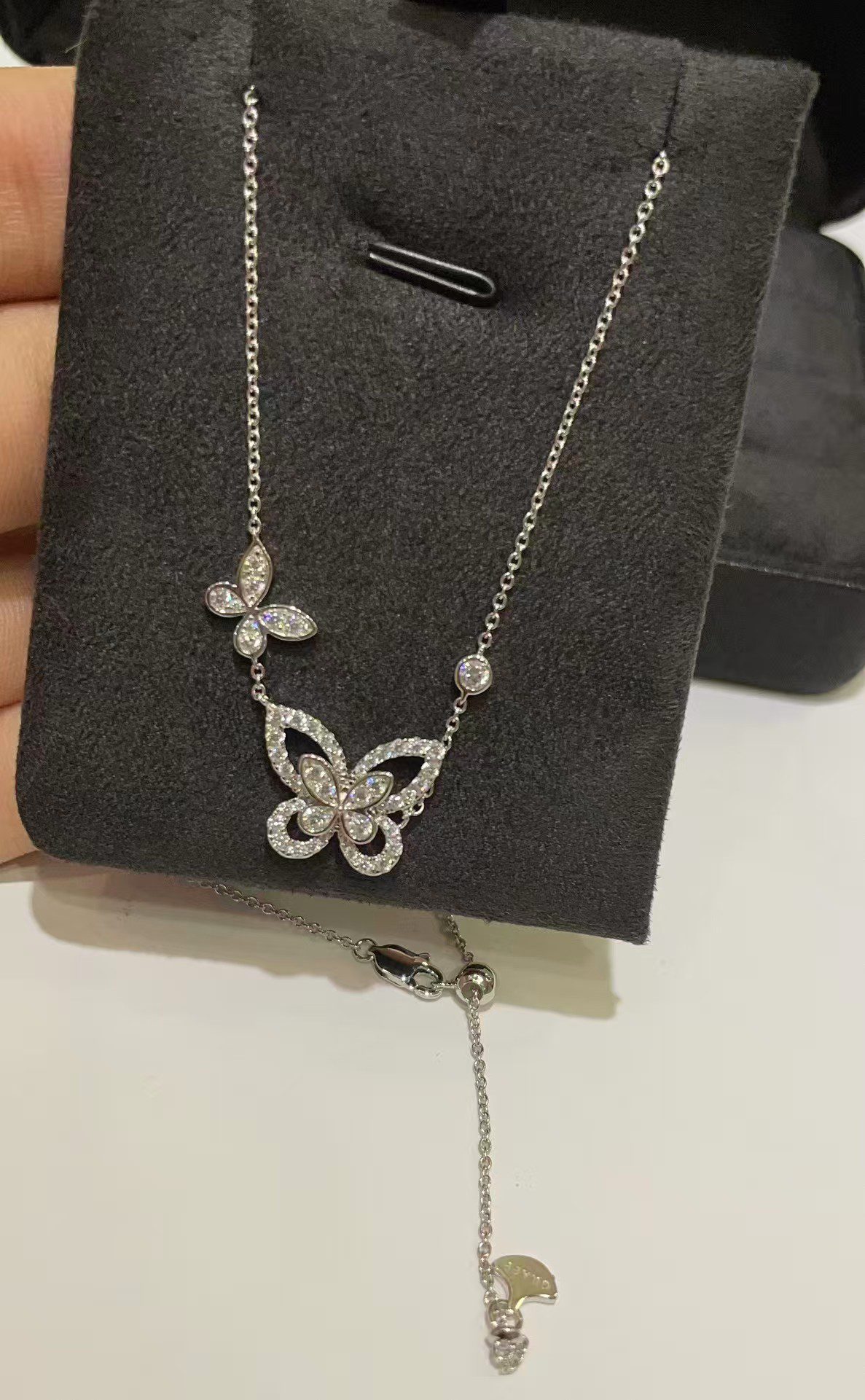 Graff Butterfly necklace view 1