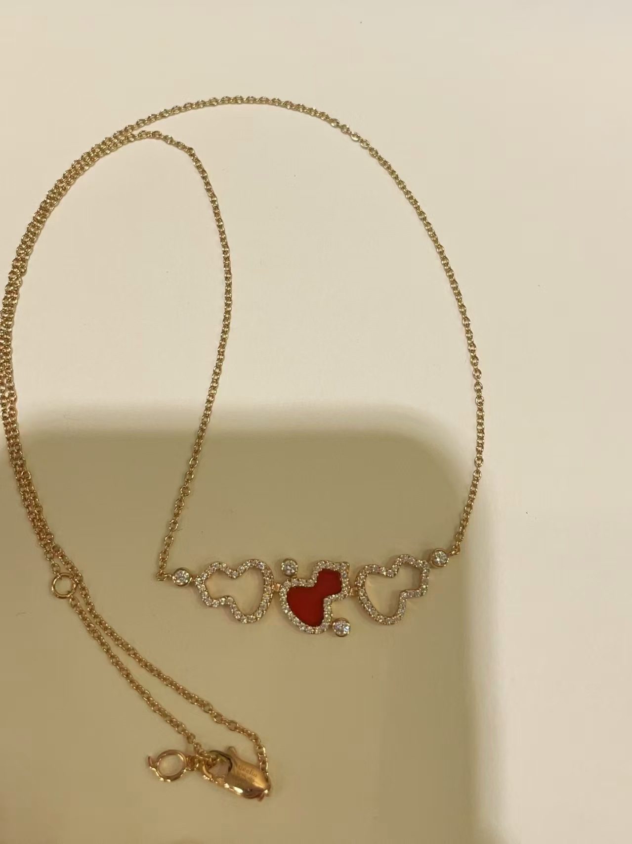 Qeelin Gourd necklace view 8