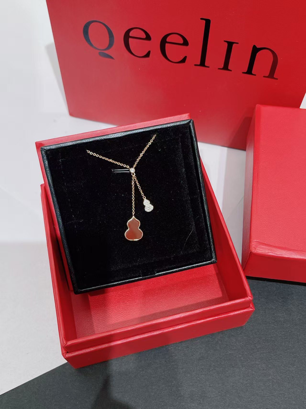 Qeelin Gourd necklace view 1