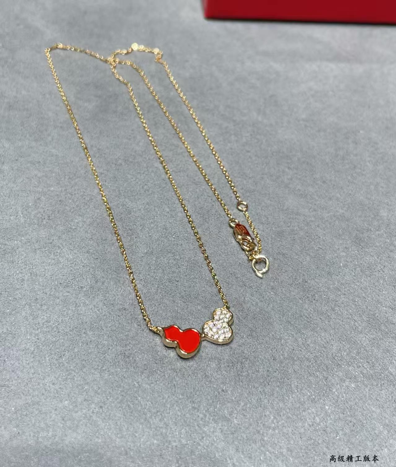 Qeelin Gourd necklace view 7