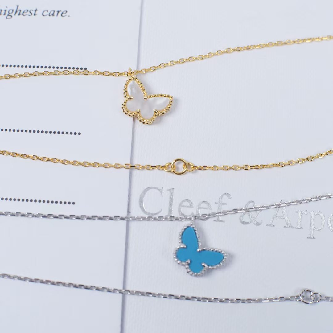 Van Cleef & Arpels Necklace view 7