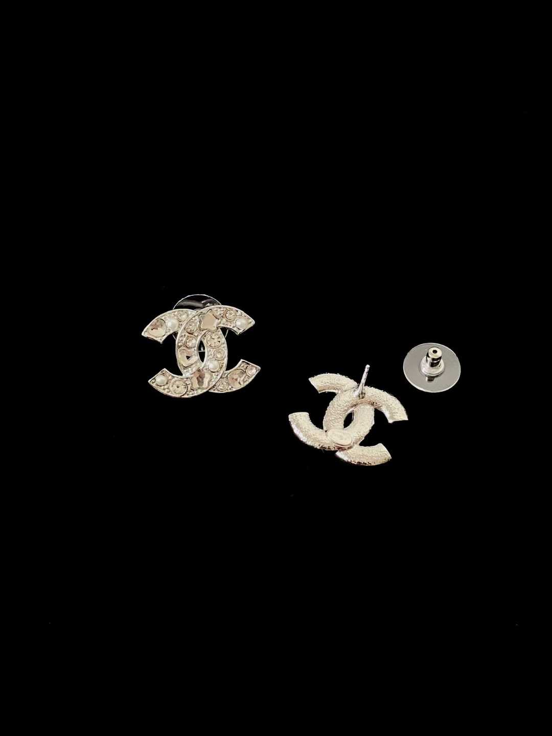 Chanel Earrings view 4
