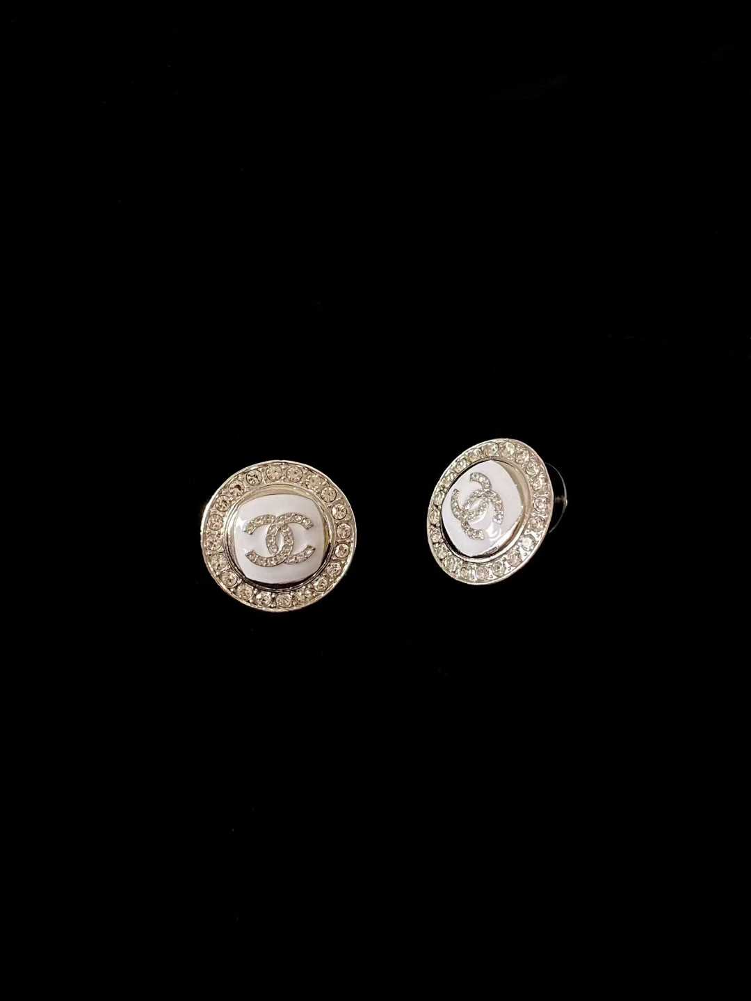 Chanel Earrings view 3