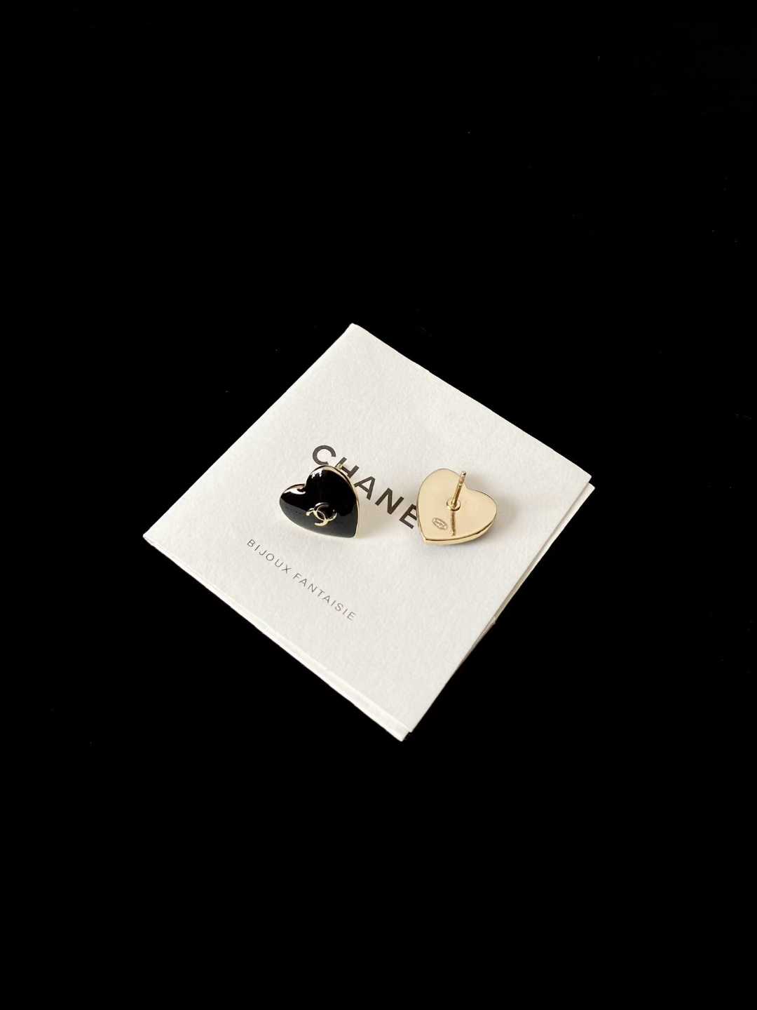 Chanel Earrings view 4