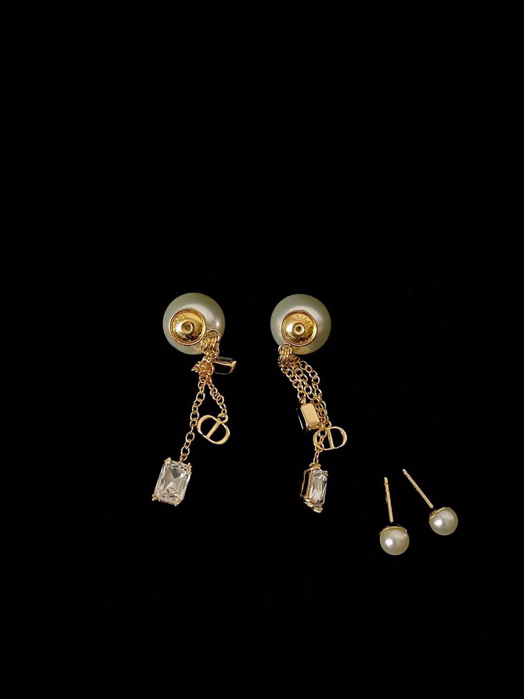 Dior Earrings view 4
