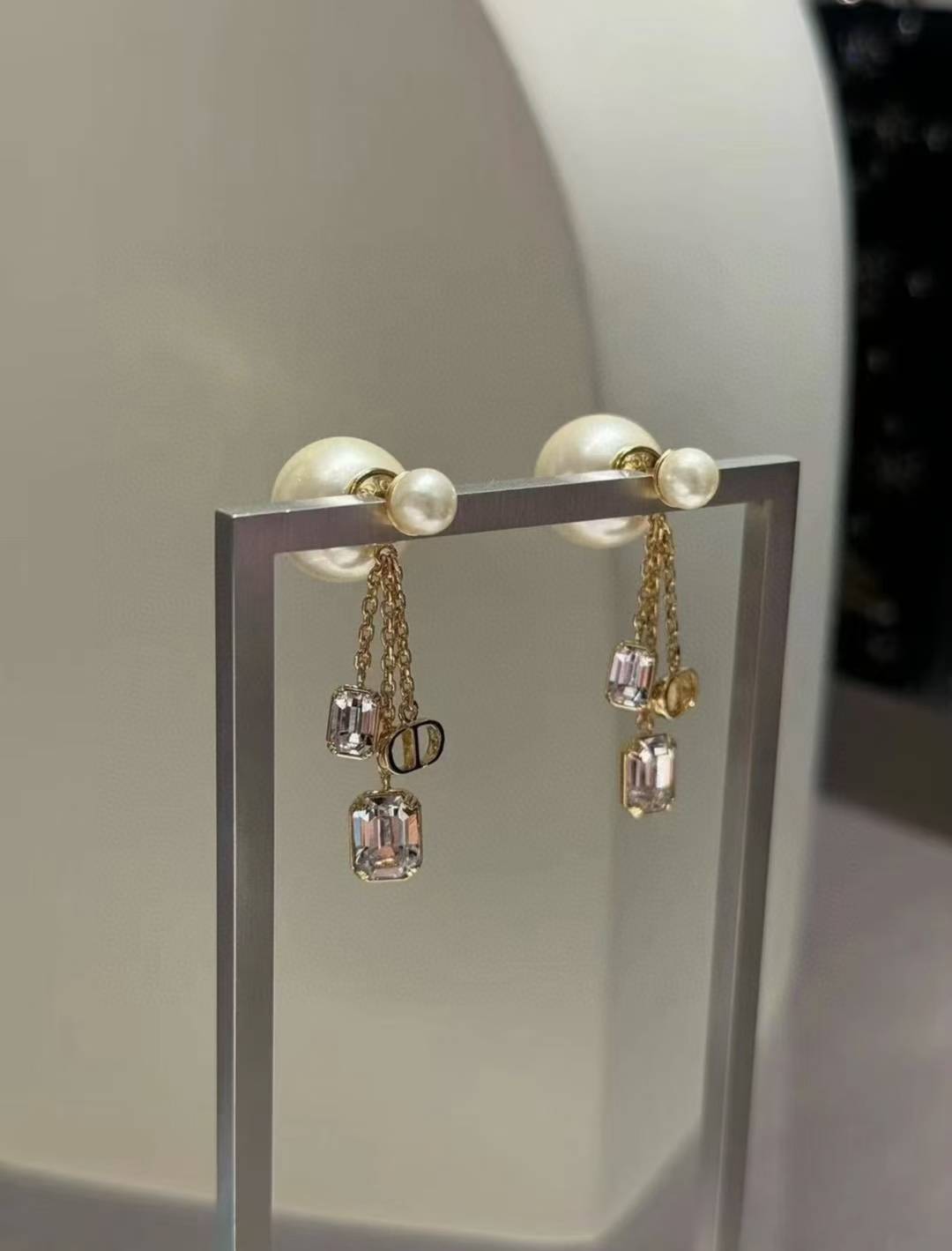 Dior Earrings view 7