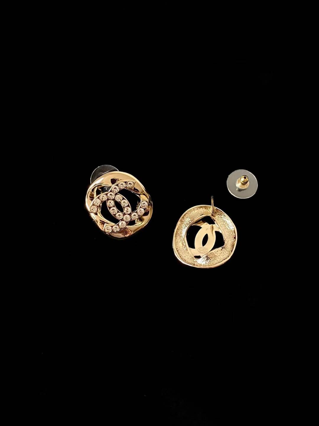 Chanel Earrings view 5