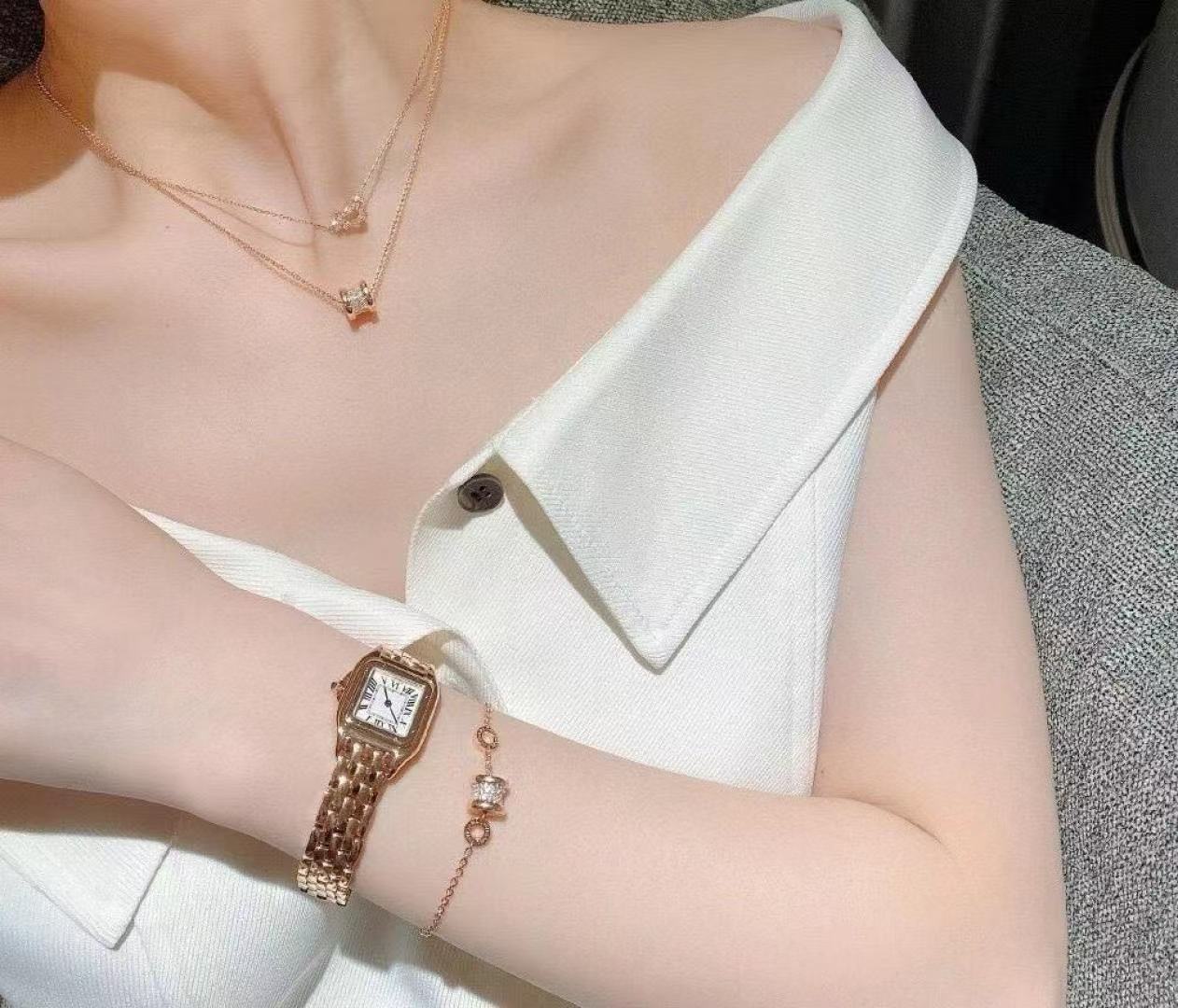 Bvlgari Necklace view 6