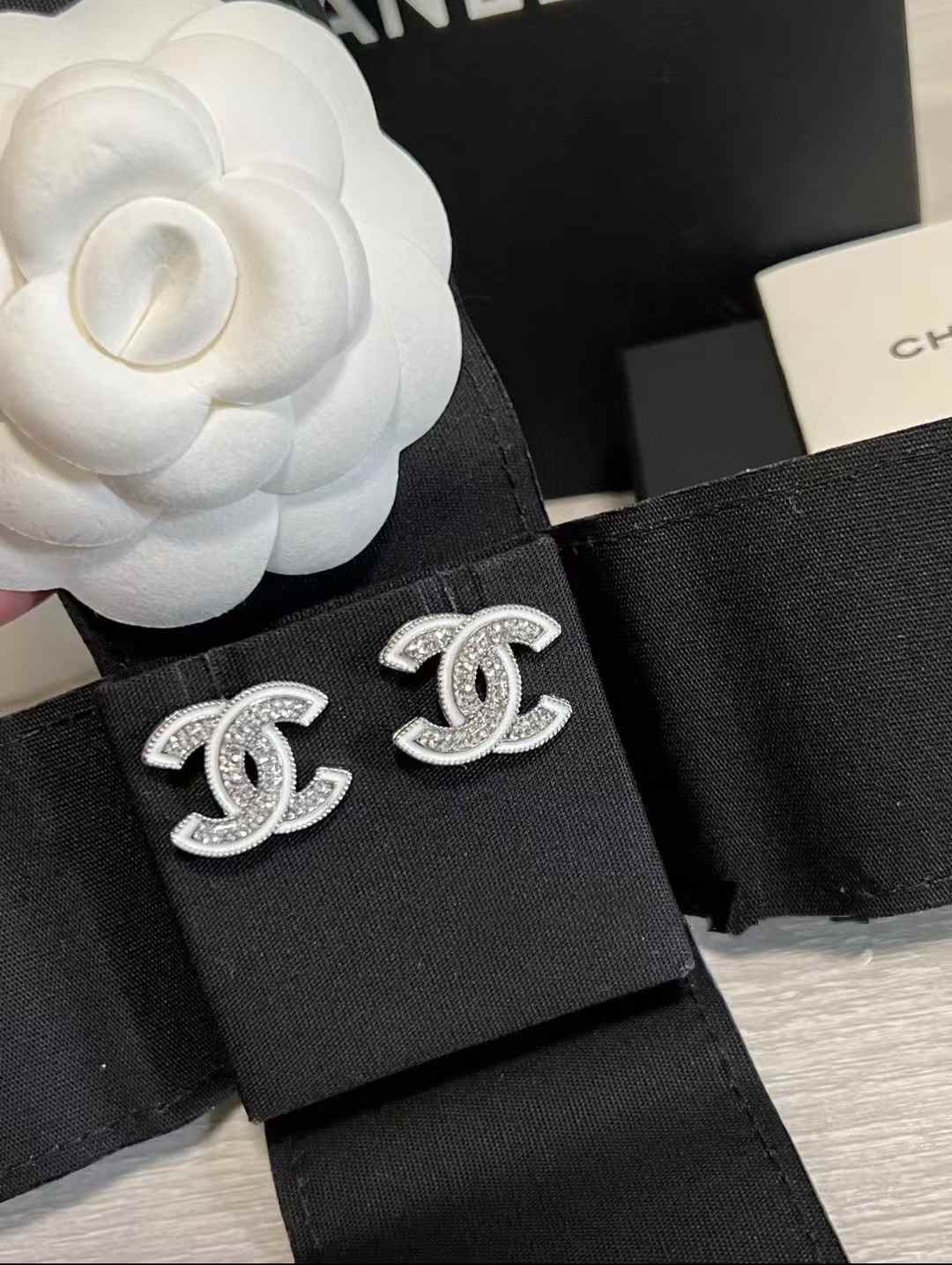 Chanel Earrings view 4