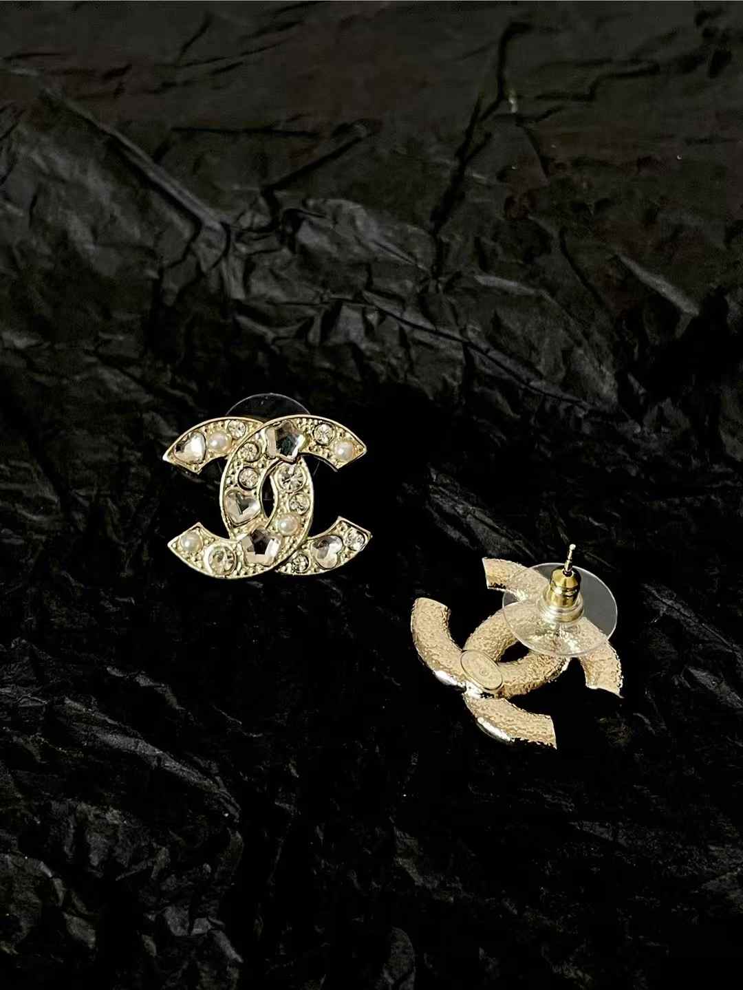 Chanel Earrings view 3