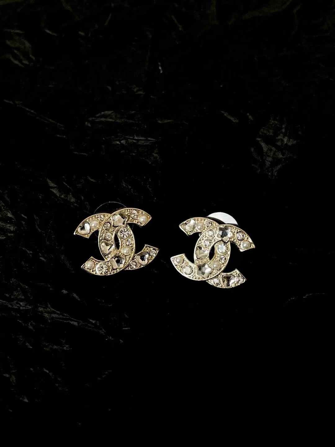 Chanel Earrings view 5