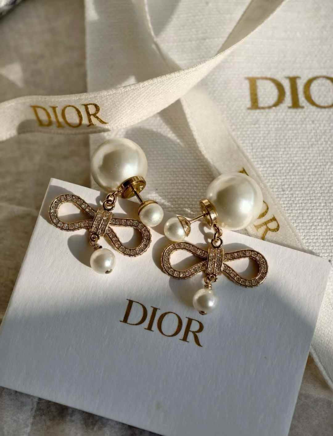 Dior Earrings view 4