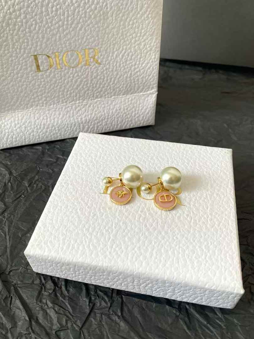 Dior Earrings view 6