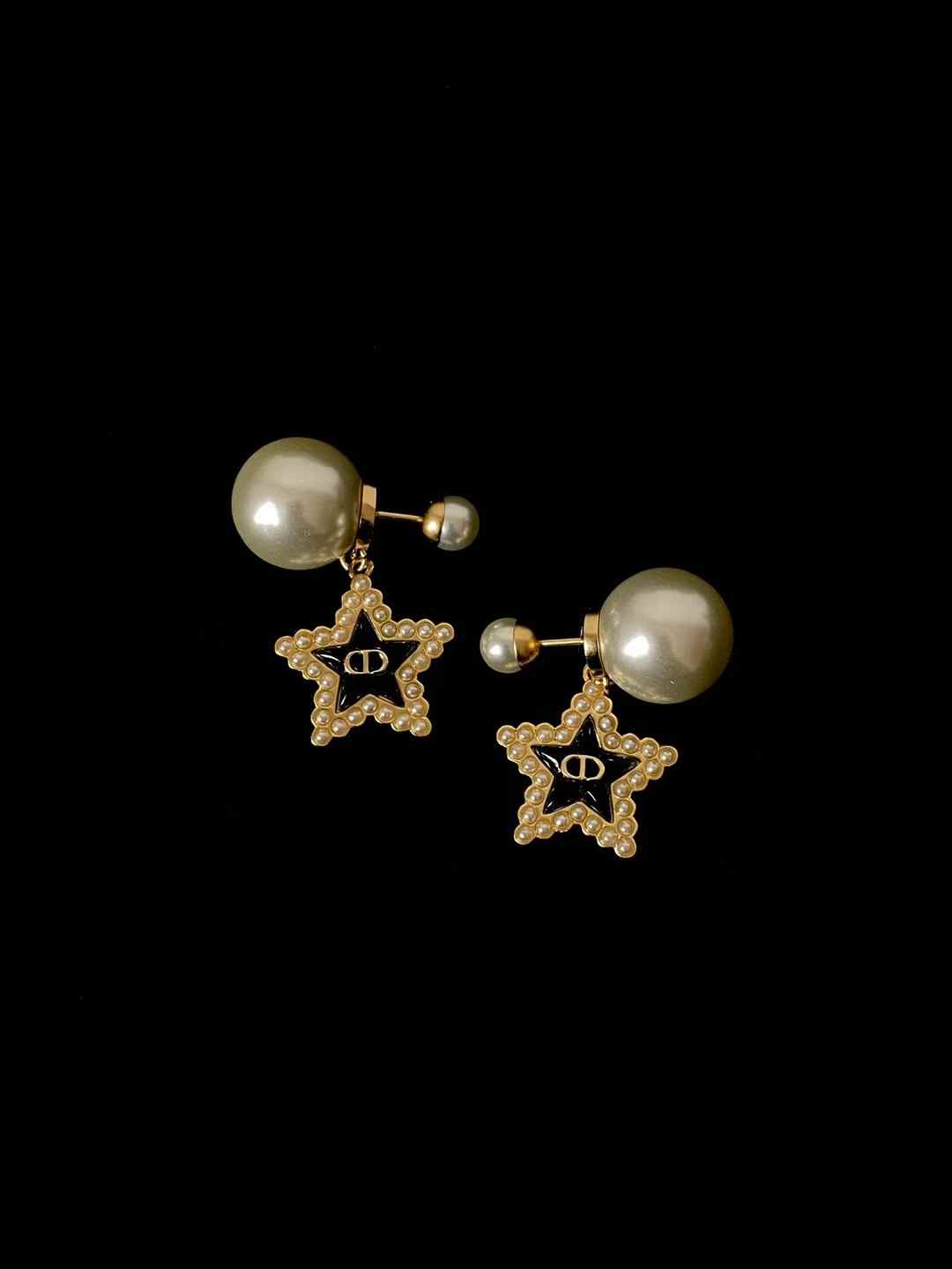 Dior Earrings view 3