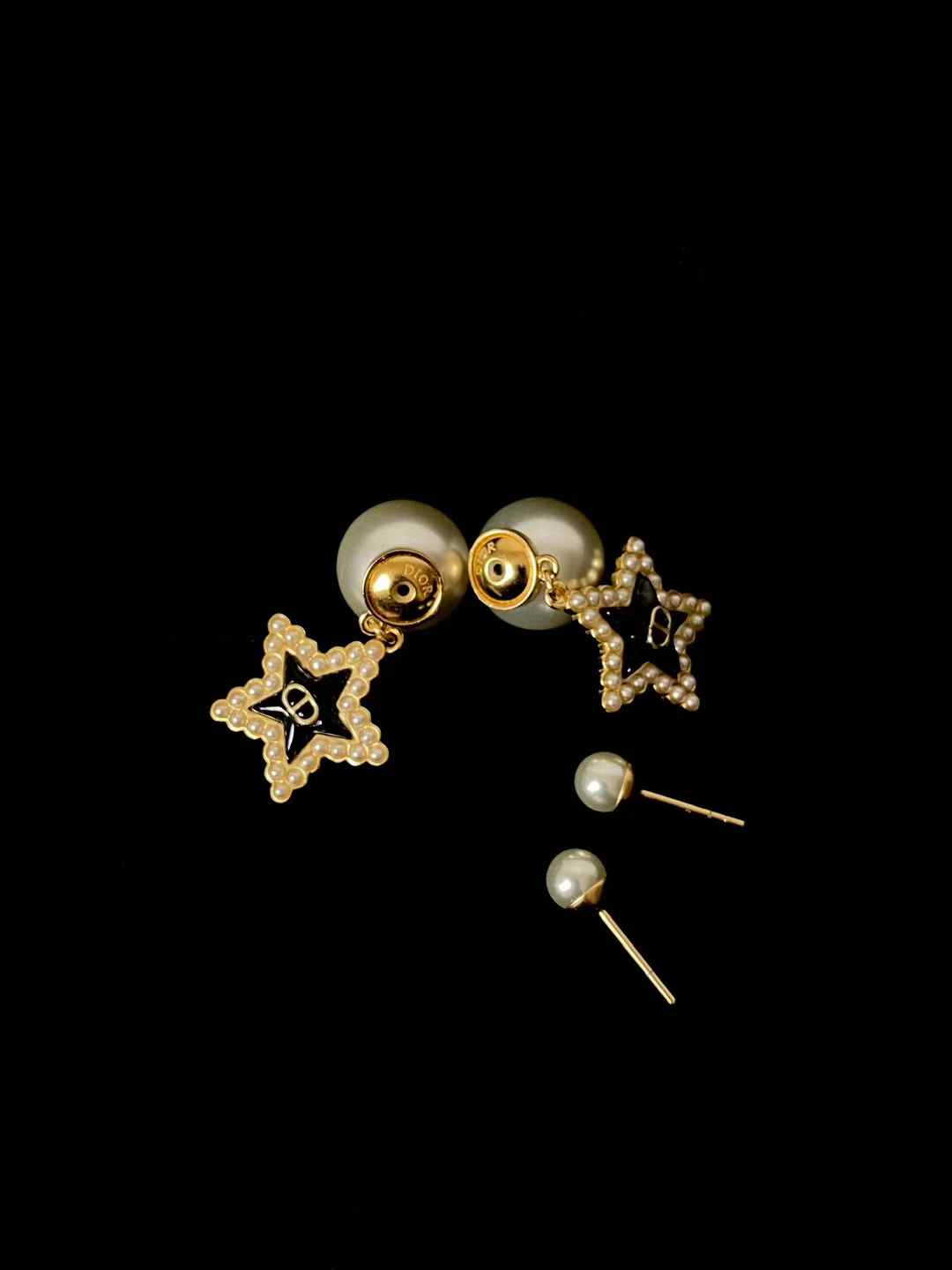 Dior Earrings view 4