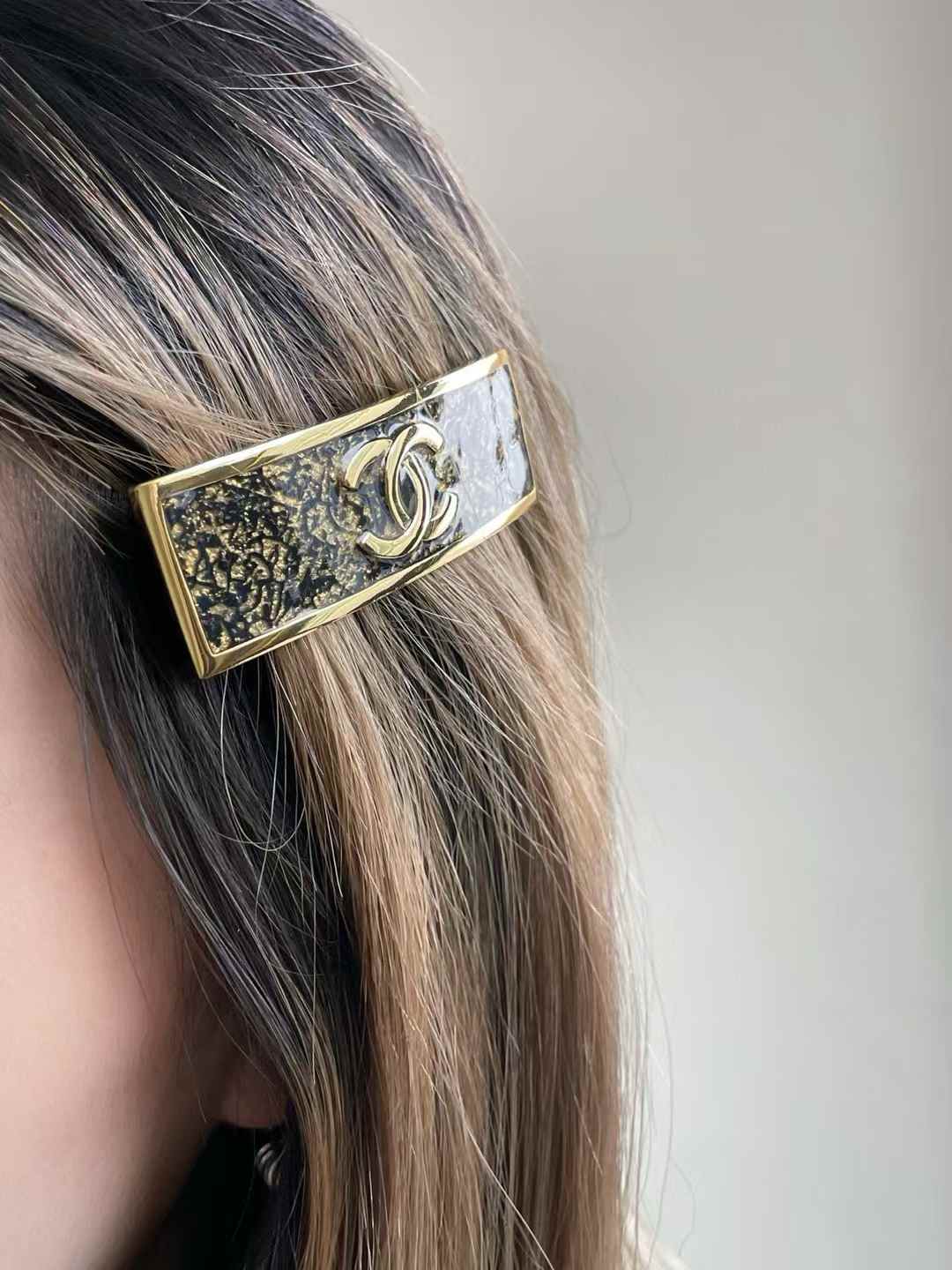 Chanel Hairpin view 1
