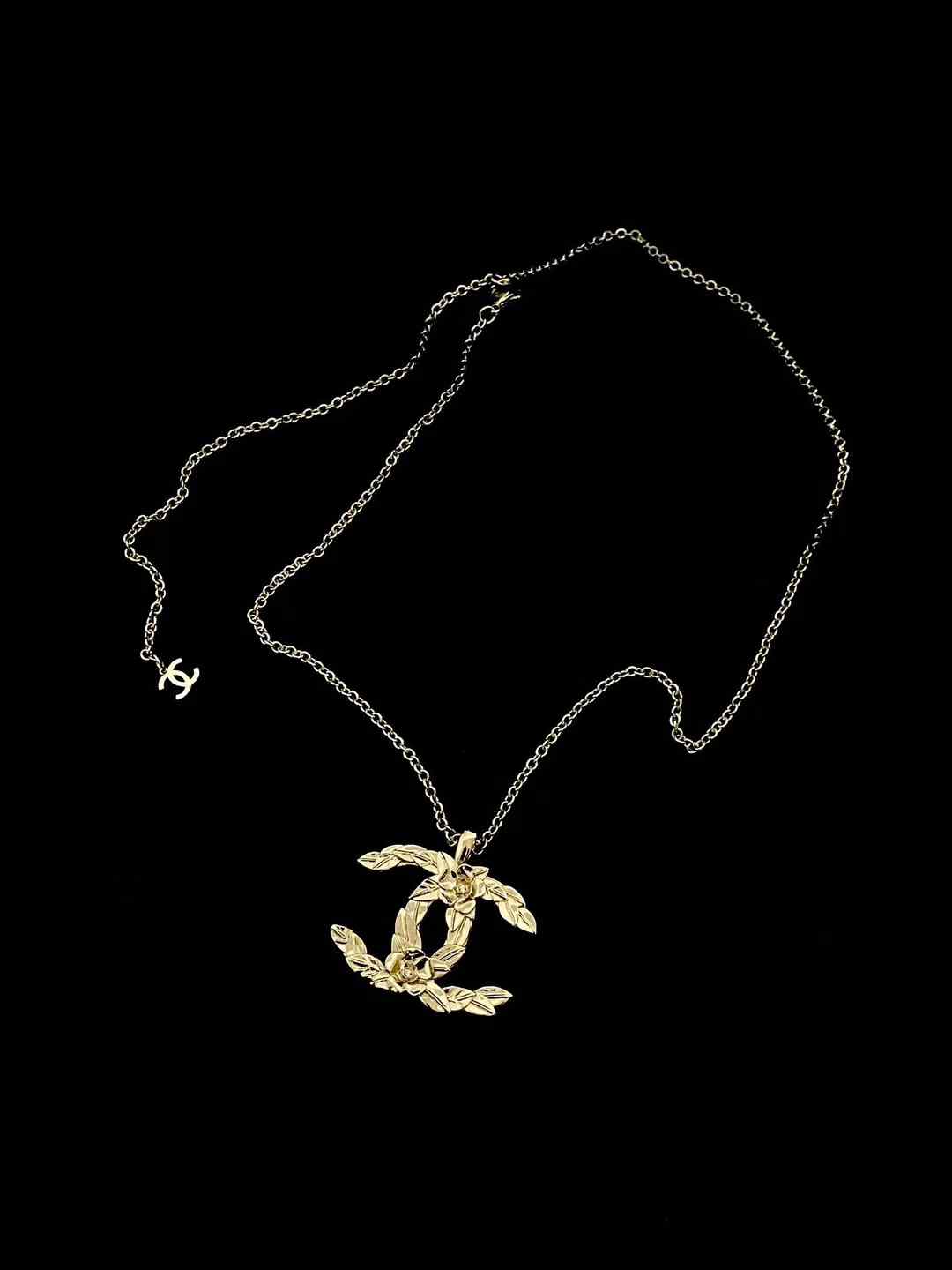 Chanel Necklace view 6