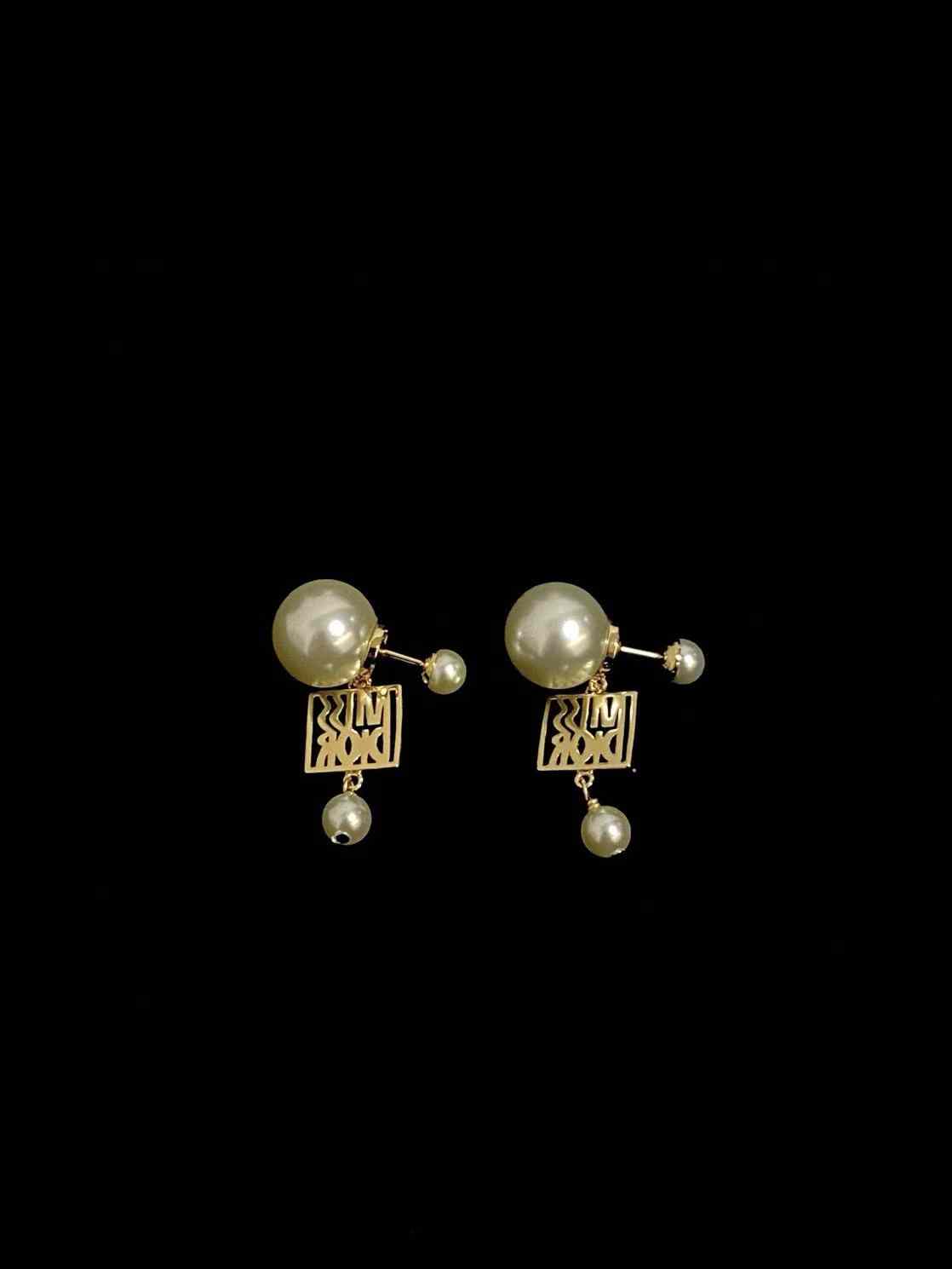 Dior Earrings view 5