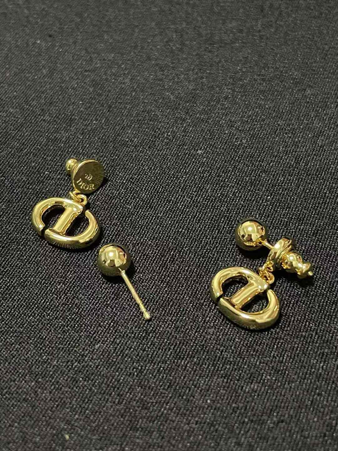 Dior Earrings view 3