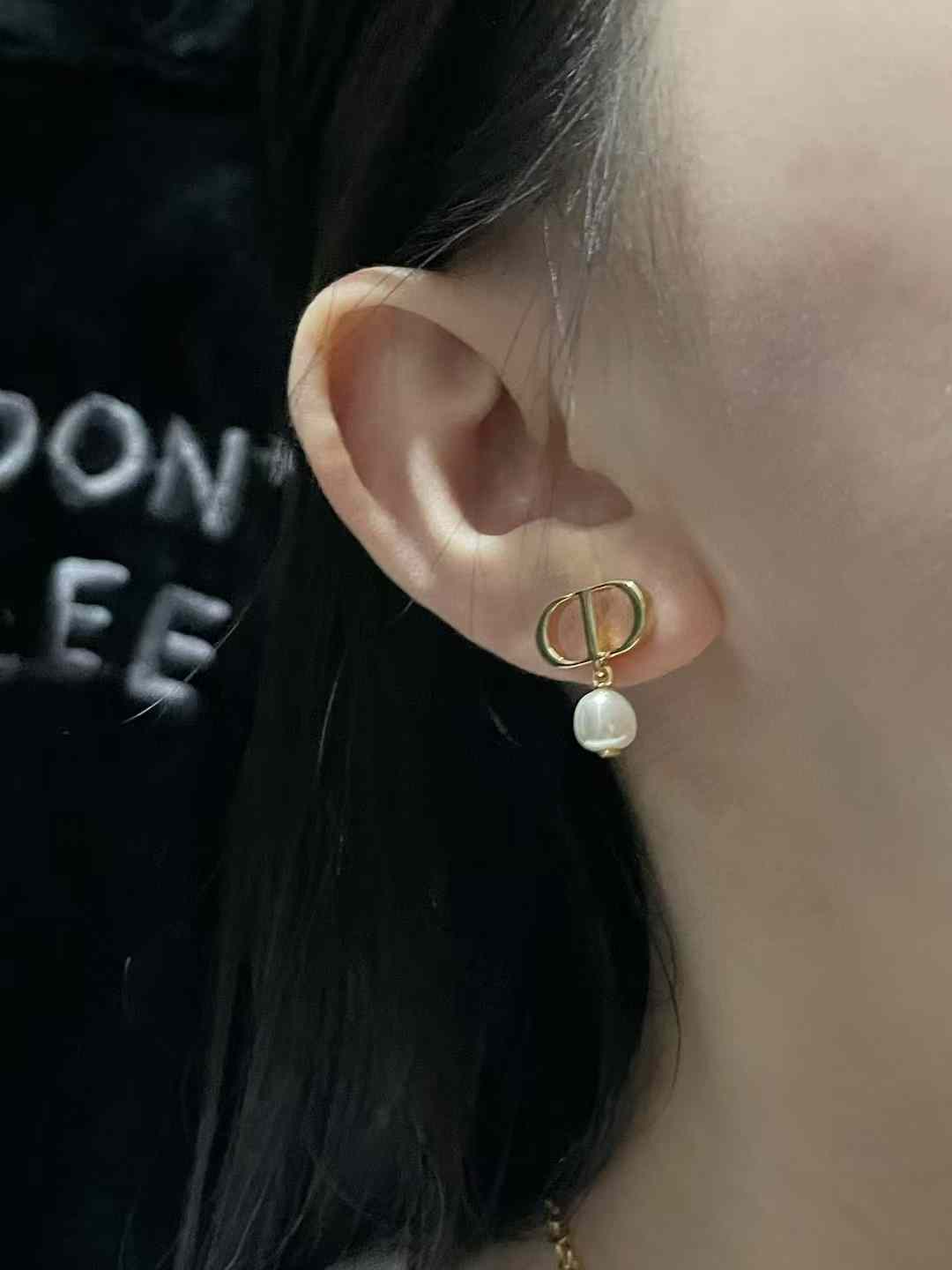 Dior Earrings view 1