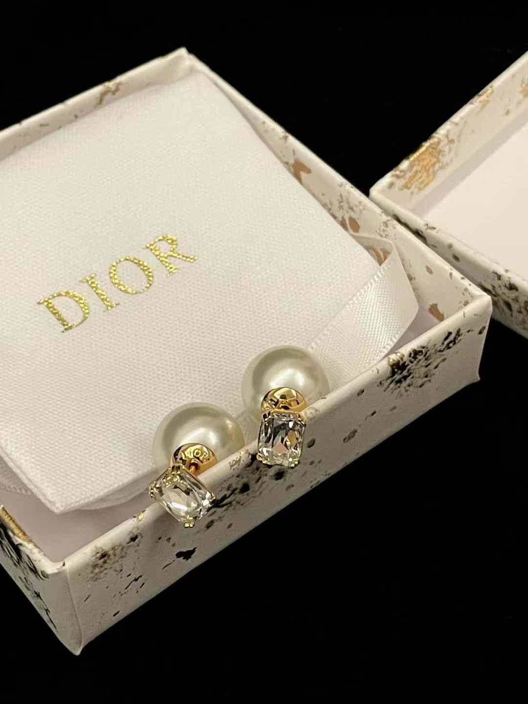Dior Earrings view 7