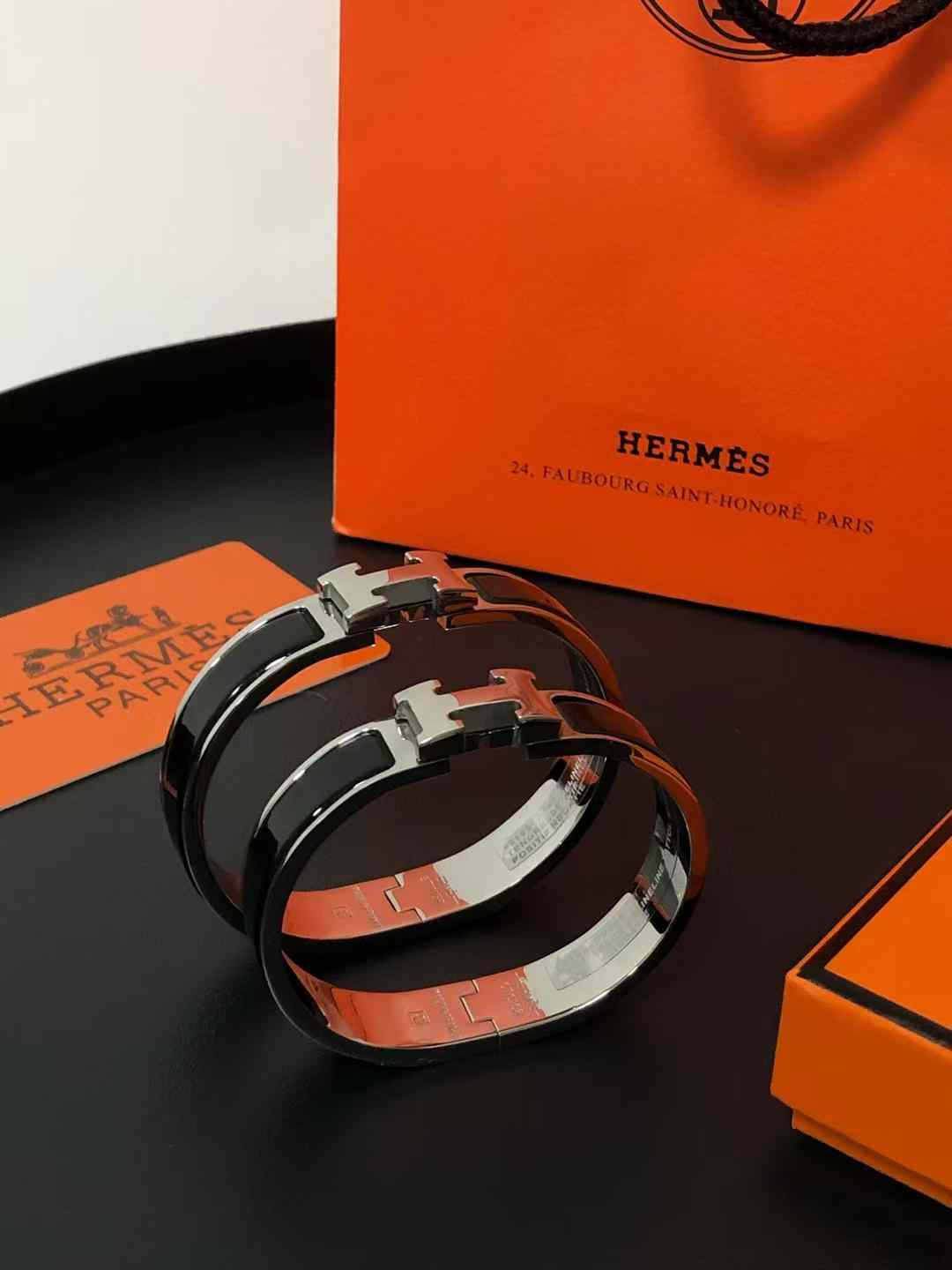 Hermès Bracelet view 4