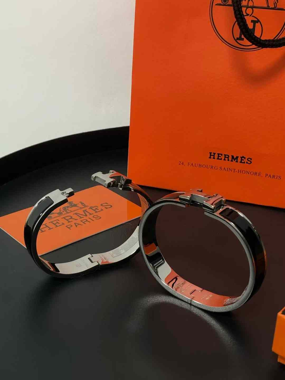 Hermès Bracelet view 6