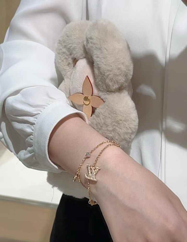 Louis Vuitton Bracelet view 8