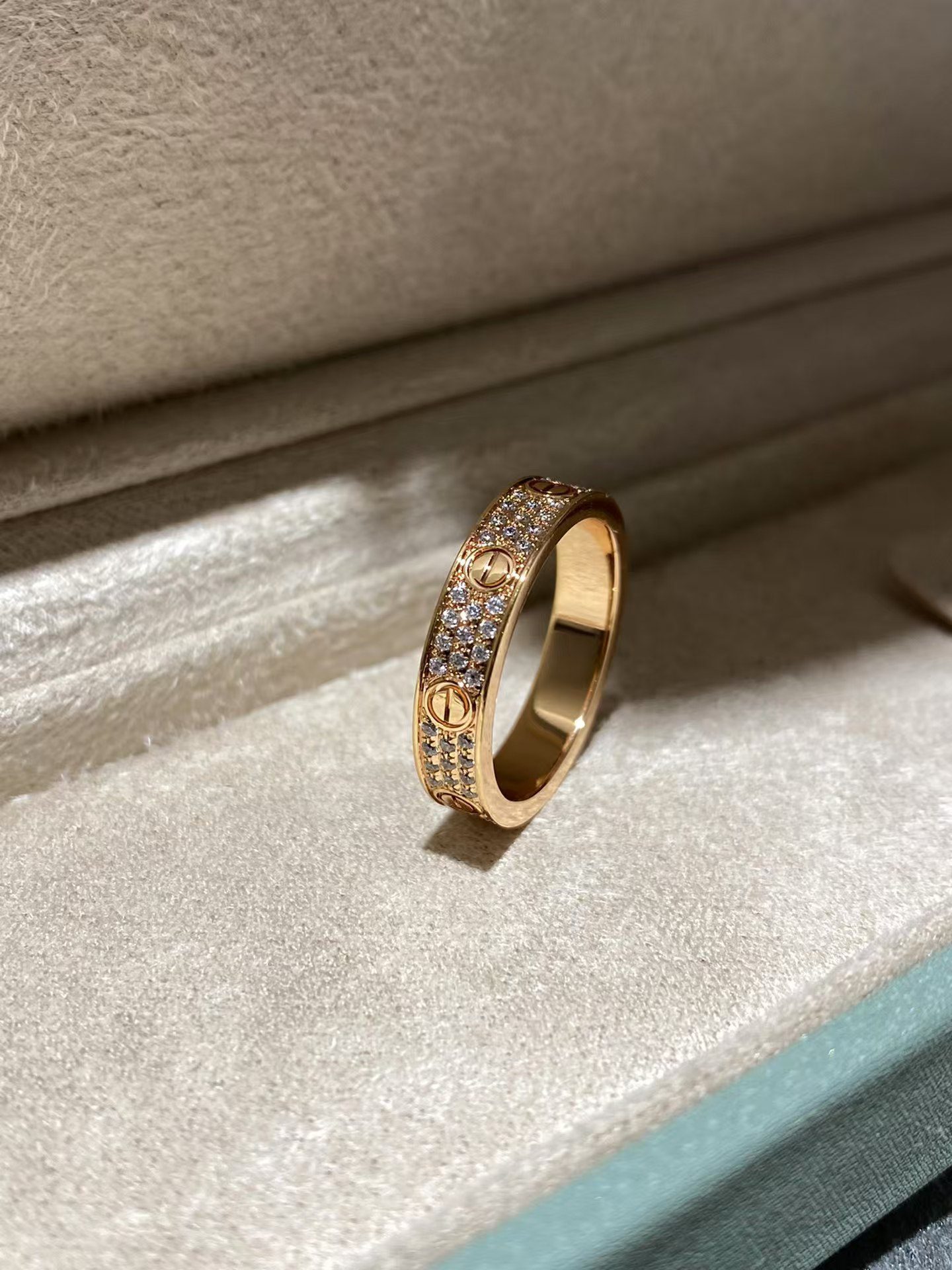 Cartier Star ring view 3