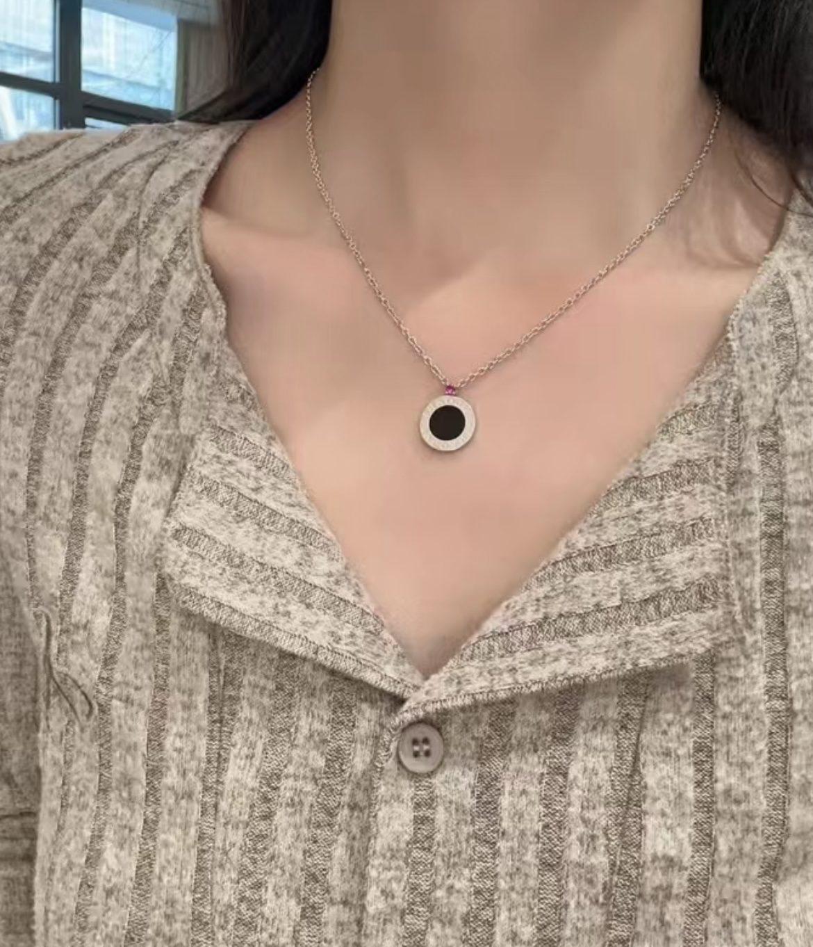 Bvlgari Necklace view 1