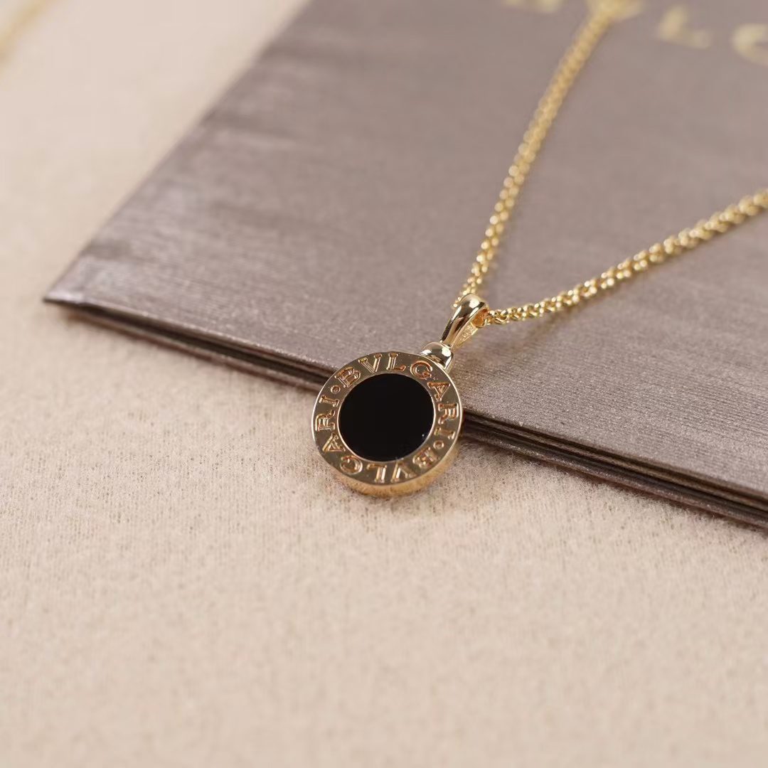 Bvlgari Necklace view 7
