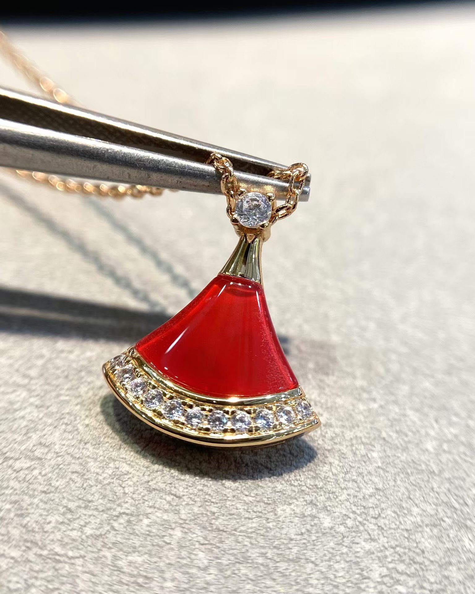 Bvlgari DIVAS DREAM Necklace view 4