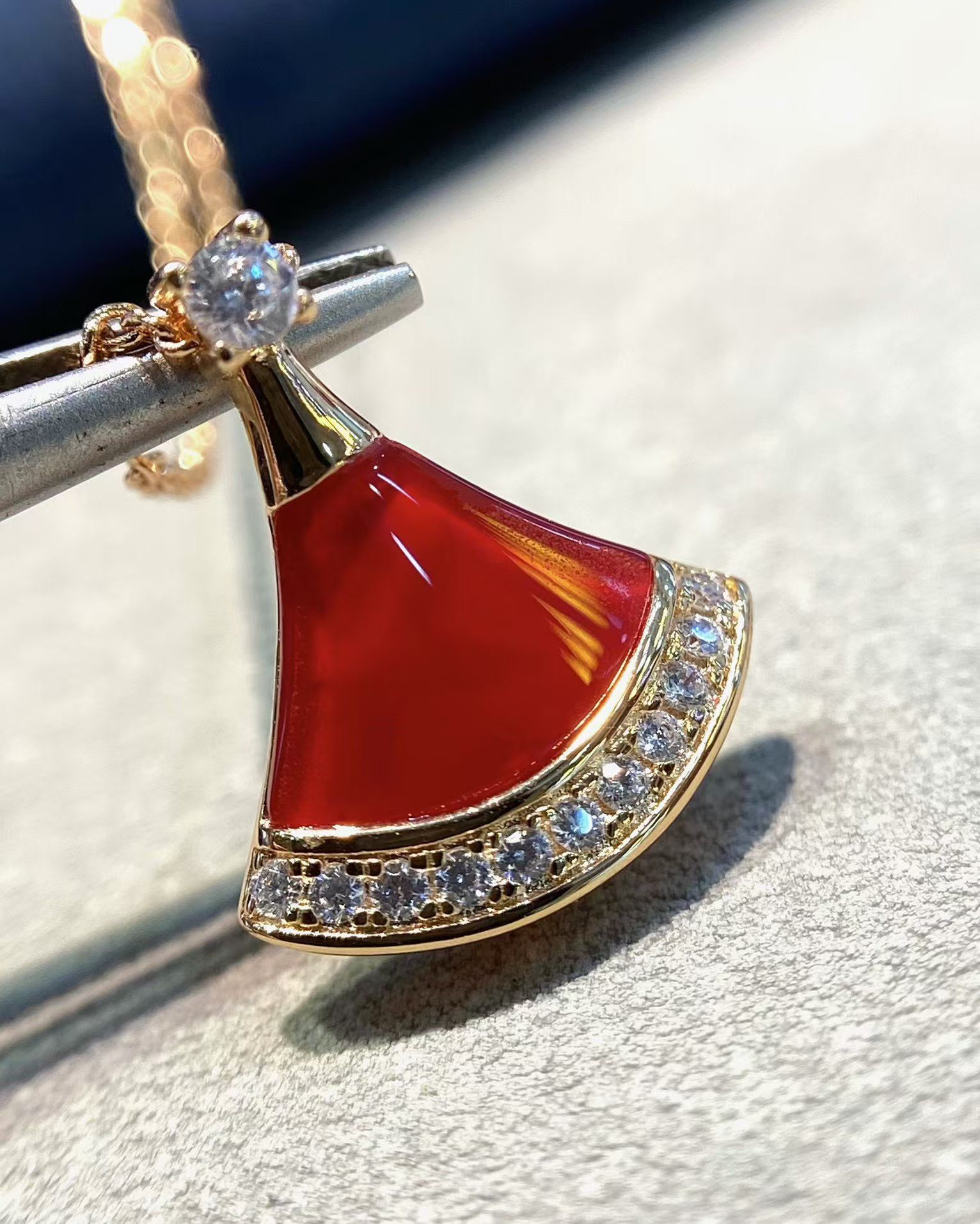 Bvlgari DIVAS DREAM Necklace view 6