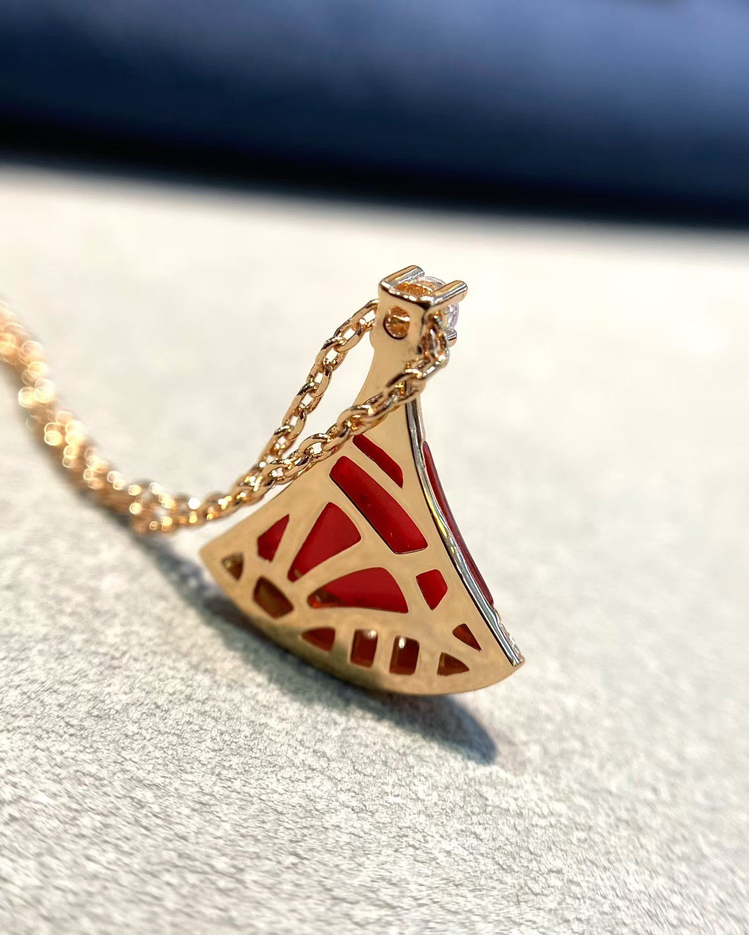 Bvlgari DIVAS DREAM Necklace view 7