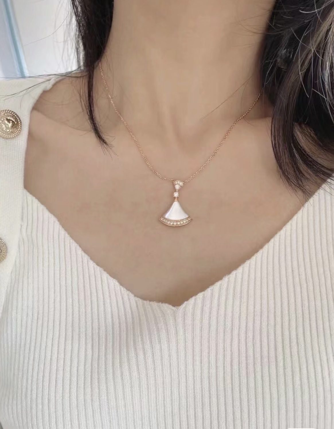 Bvlgari DIVAS DREAM Necklace view 11