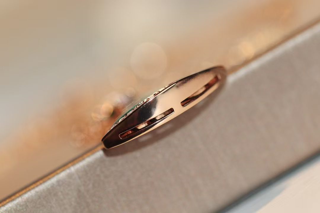 Bvlgari DIVAS DREAM Necklace view 9