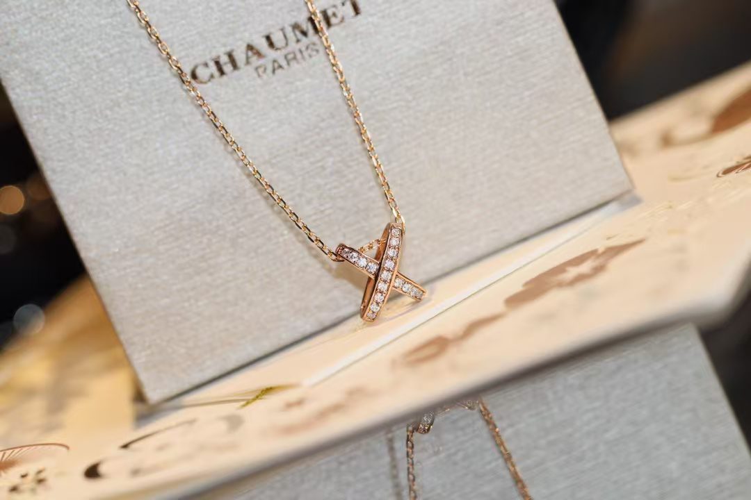 Chaumet JEUX DE LIENS Necklace view 4
