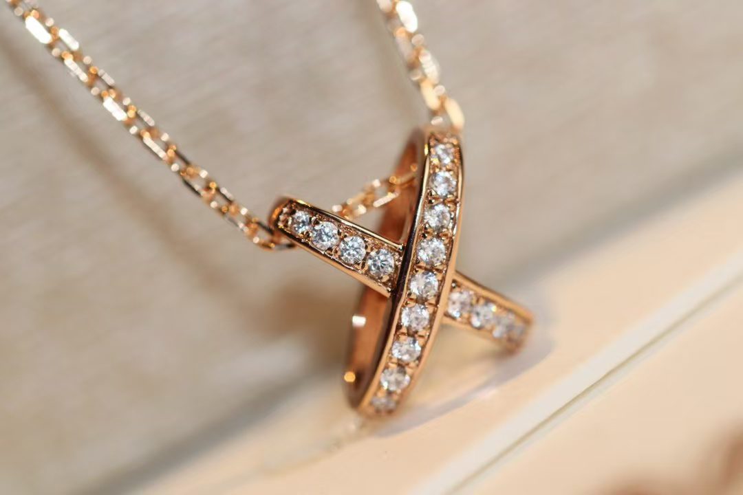 Chaumet JEUX DE LIENS Necklace view 6
