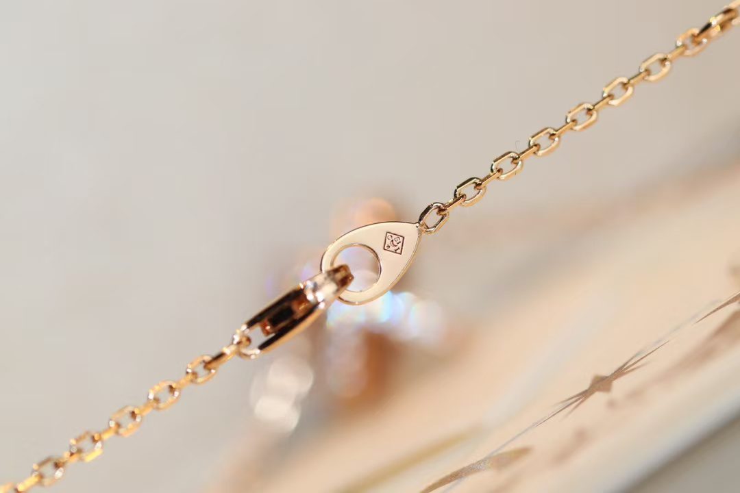 Chaumet JEUX DE LIENS Necklace view 7