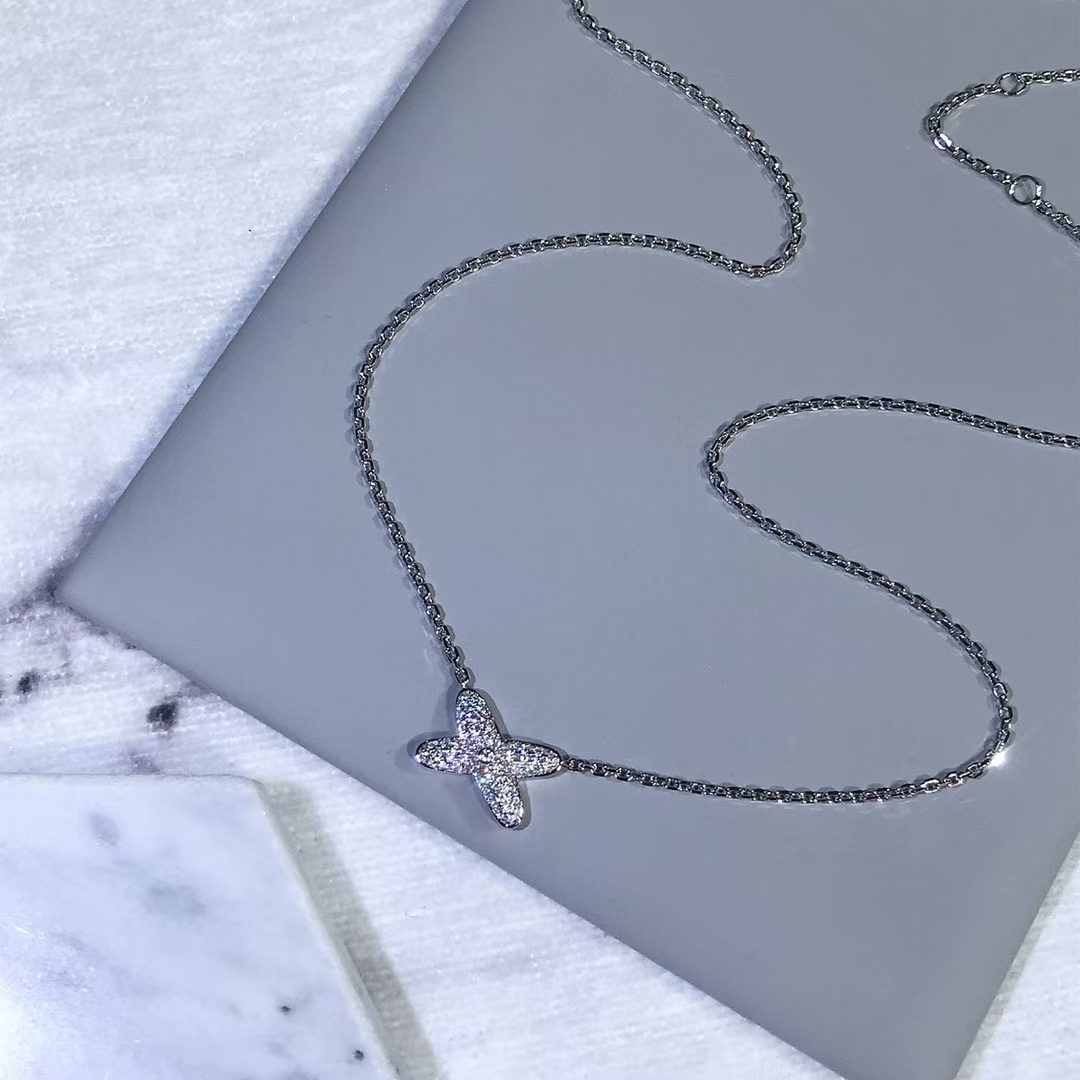 Chaumet JEUX DE LIENS Necklace view 5