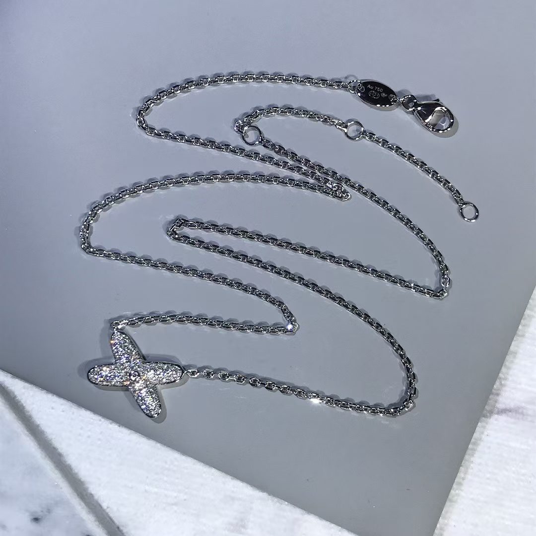 Chaumet JEUX DE LIENS Necklace view 6