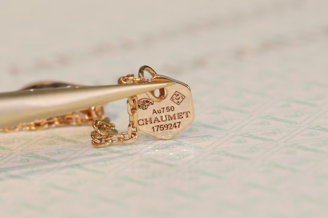 Chaumet BEE MY LOVE Necklace view 12