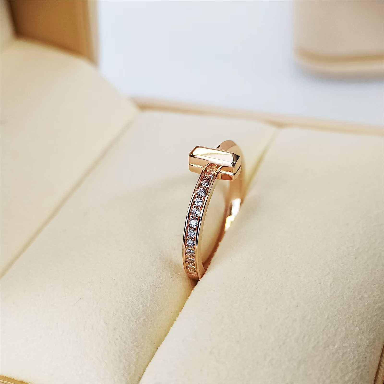 Tiffany & Co. T-Series Ring T1 view 5