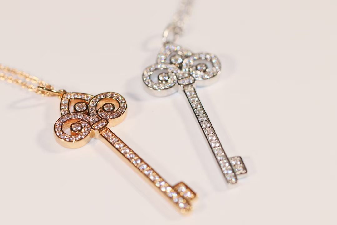 Tiffany & Co. Crown Key Pendant view 9