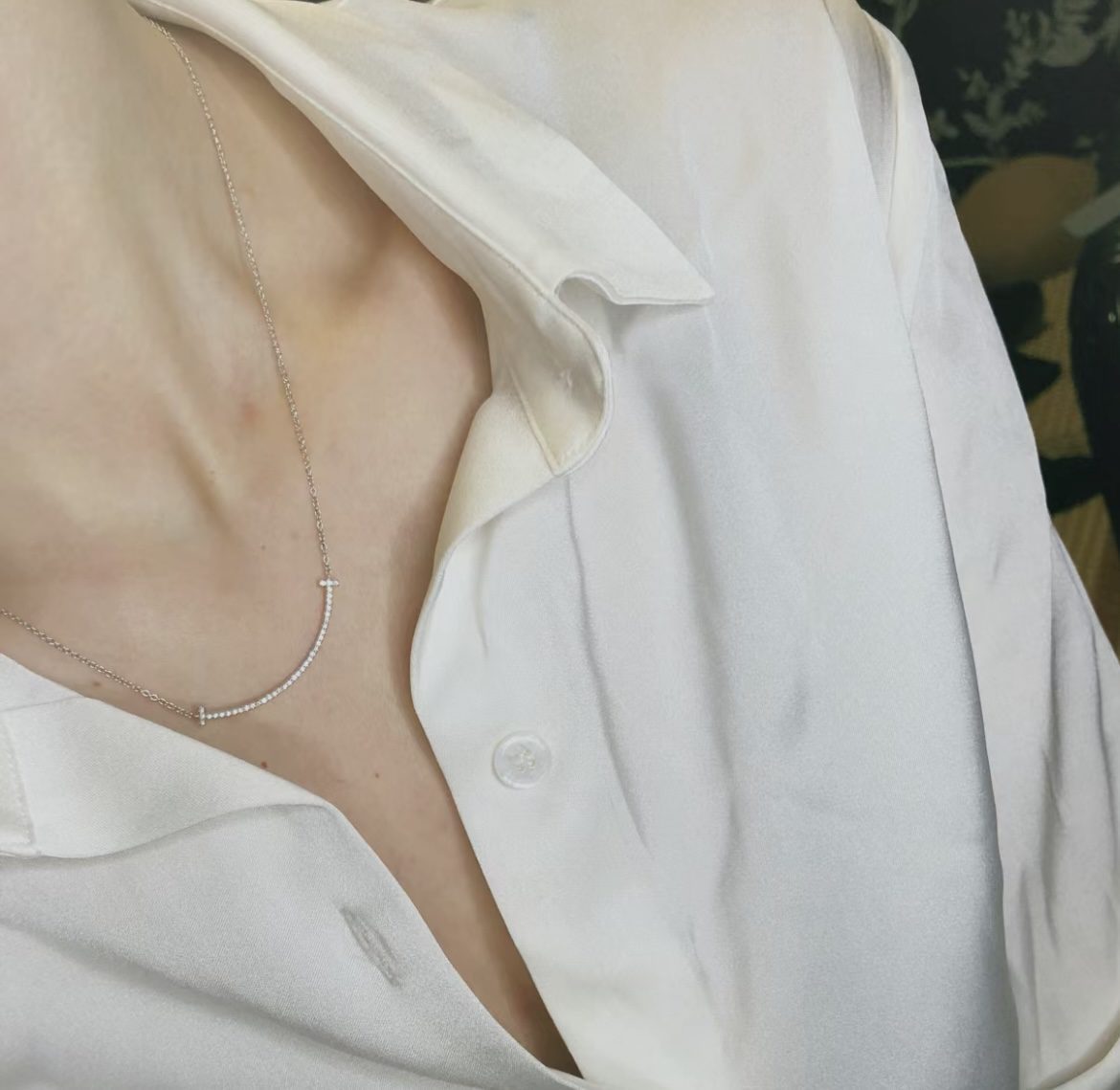 Tiffany & Co. T-Series smile necklace view 1