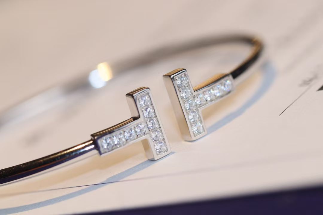 Tiffany & Co. T series bracelet view 8
