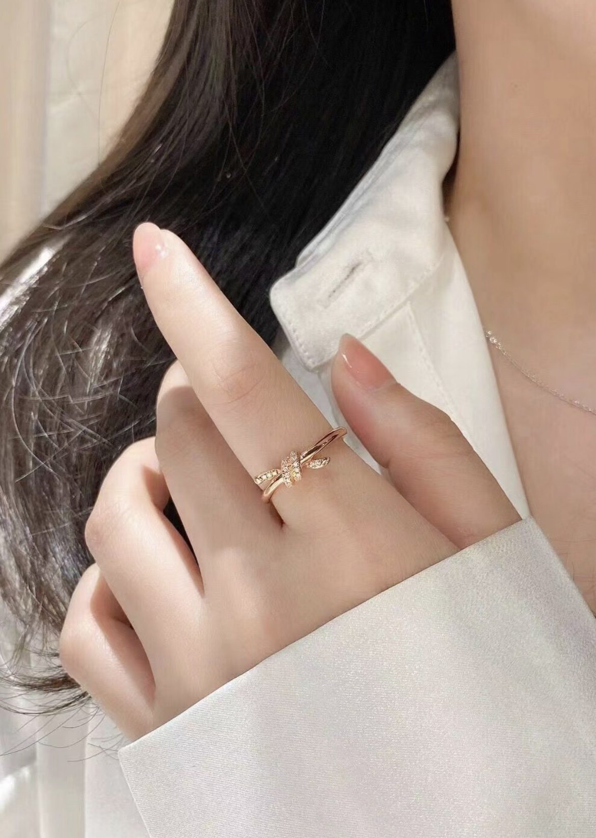 Tiffany & Co. knot Ring view 1
