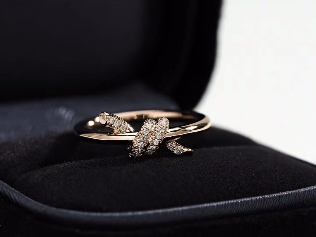 Tiffany & Co. knot Ring view 2