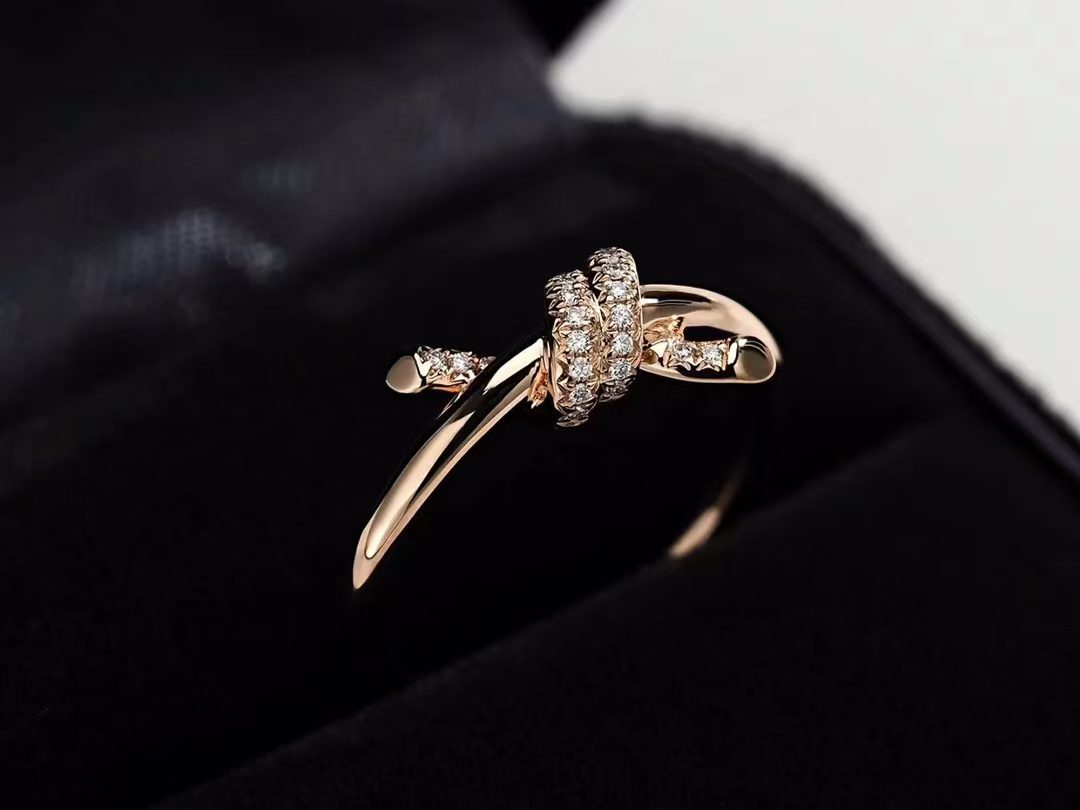 Tiffany & Co. knot Ring view 3